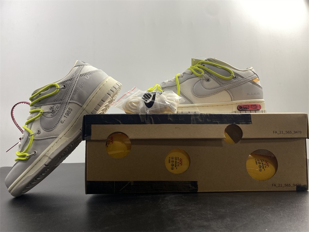 Off-White x Nike Dunk Low DM1602